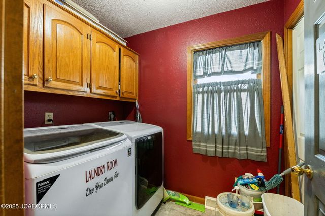 1435 BRIAR VILLAGE COURT, Jefferson City, MO 65109