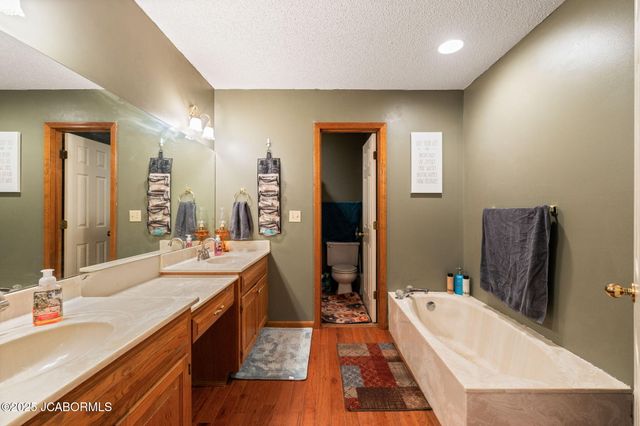 1435 BRIAR VILLAGE COURT, Jefferson City, MO 65109