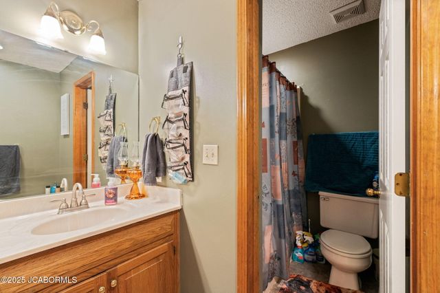 1435 BRIAR VILLAGE COURT, Jefferson City, MO 65109