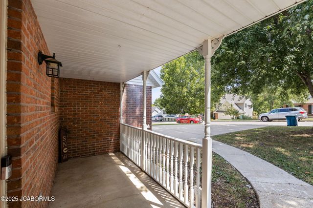 1435 BRIAR VILLAGE COURT, Jefferson City, MO 65109