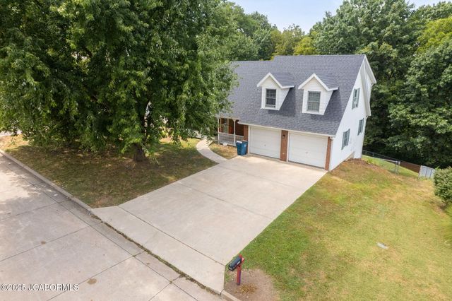 1435 BRIAR VILLAGE COURT, Jefferson City, MO 65109