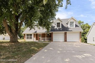 1435 BRIAR VILLAGE COURT, Jefferson City, MO 65109