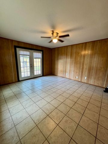 1802 Saint Marys Street, San Angelo, TX 76904