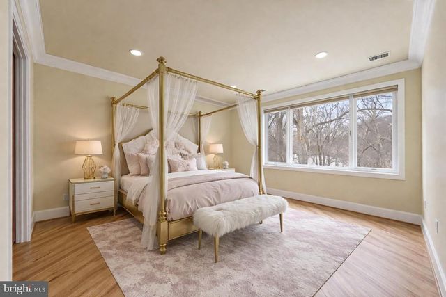 7003 FAWN TRAIL CT, Bethesda, MD 20817