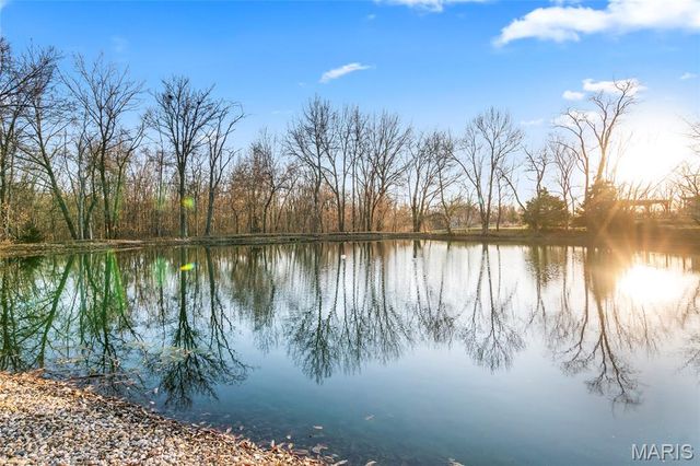 3051 Bella Vista Ct, Highland, IL 62249