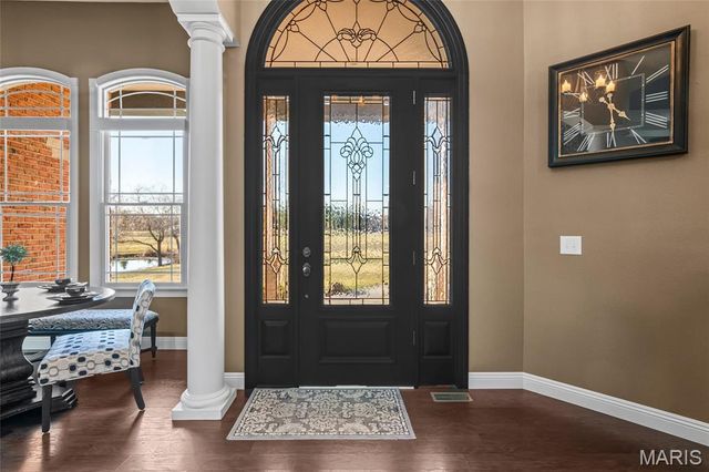 3051 Bella Vista Ct, Highland, IL 62249