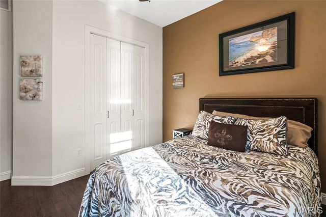 3051 Bella Vista Ct, Highland, IL 62249