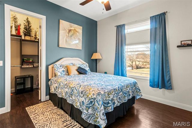 3051 Bella Vista Ct, Highland, IL 62249