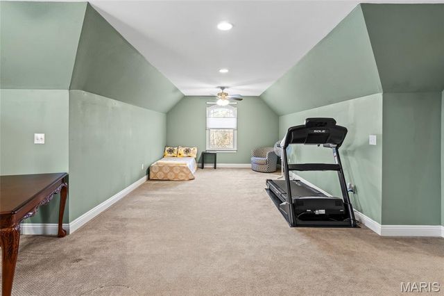 3051 Bella Vista Ct, Highland, IL 62249