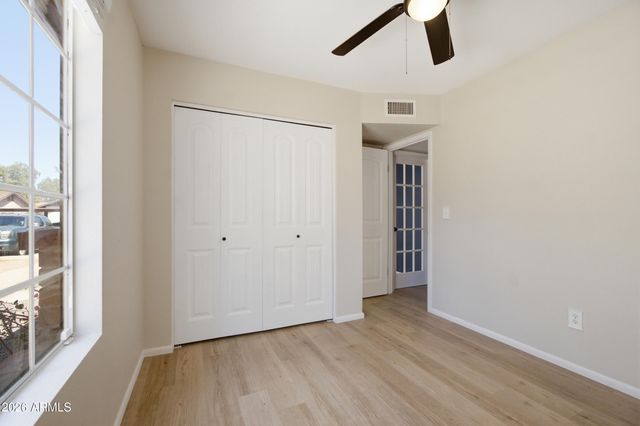 8520 W PALM Lane 1130, Phoenix, AZ 85037
