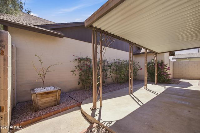 8520 W PALM Lane 1130, Phoenix, AZ 85037