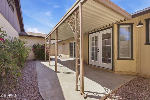 8520 W PALM Lane 1130, Phoenix, AZ 85037