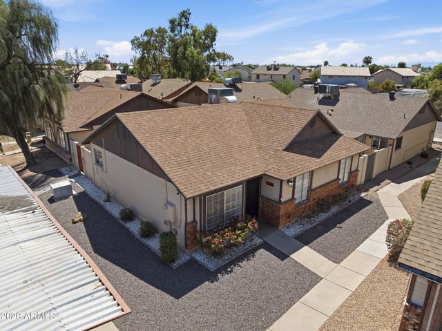 8520 W PALM Lane 1130, Phoenix, AZ 85037