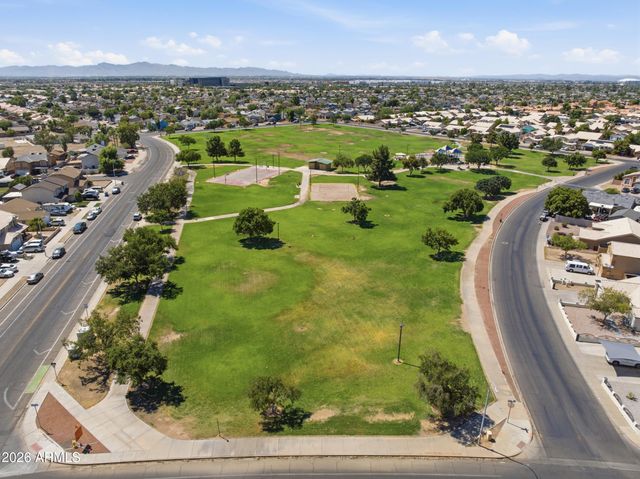 8520 W PALM Lane 1130, Phoenix, AZ 85037