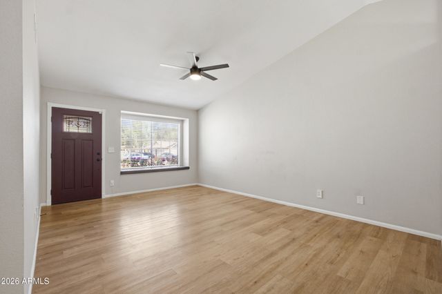 8520 W PALM Lane 1130, Phoenix, AZ 85037