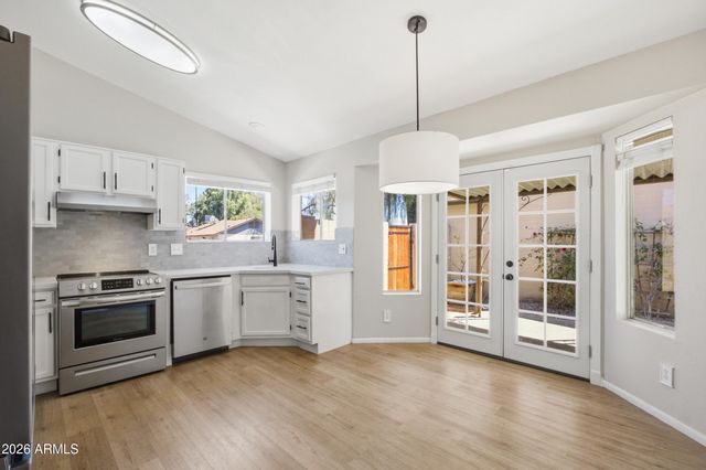 8520 W PALM Lane 1130, Phoenix, AZ 85037
