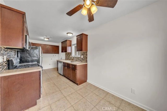 2185 San Bernardo, Hemet, CA 92545
