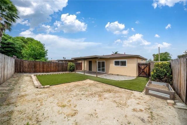 2185 San Bernardo, Hemet, CA 92545