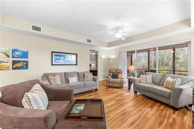 6057 Ashford LN # 402, Naples, FL 34110