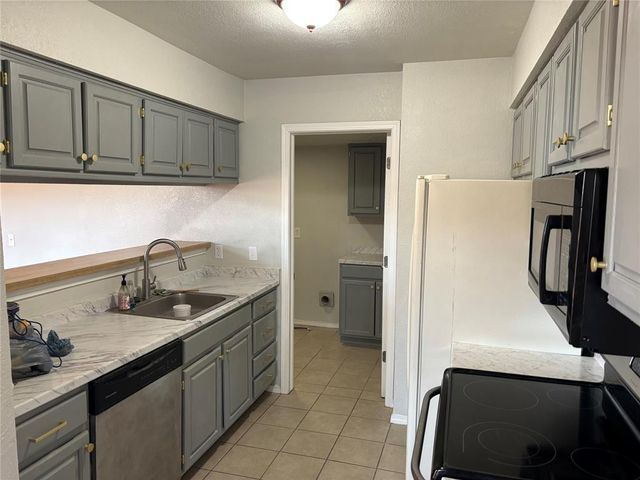 14417 N Pennsylvania Avenue 17B, Oklahoma City, OK 73134