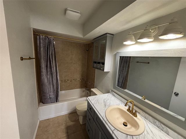 14417 N Pennsylvania Avenue 17B, Oklahoma City, OK 73134