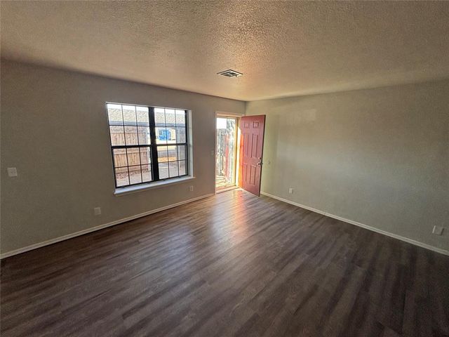 14417 N Pennsylvania Avenue 17B, Oklahoma City, OK 73134