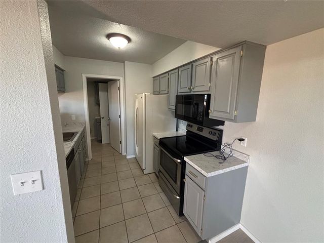 14417 N Pennsylvania Avenue 17B, Oklahoma City, OK 73134