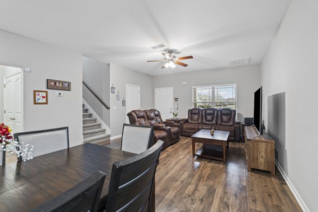 228 Eusa Cantrell Ln, Smyrna, TN 37167