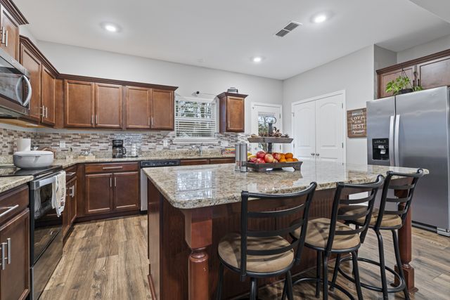 228 Eusa Cantrell Ln, Smyrna, TN 37167