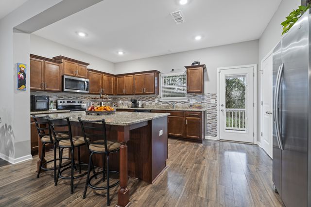 228 Eusa Cantrell Ln, Smyrna, TN 37167