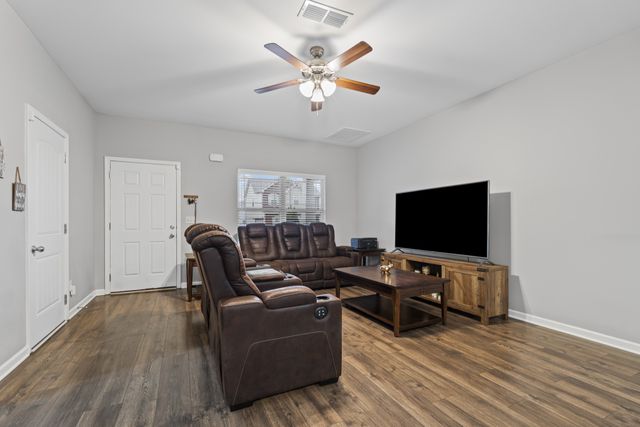 228 Eusa Cantrell Ln, Smyrna, TN 37167