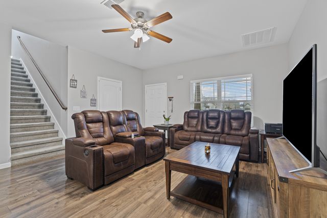 228 Eusa Cantrell Ln, Smyrna, TN 37167