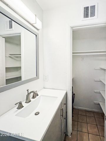3636 E VERDE Lane 04, Phoenix, AZ 85018