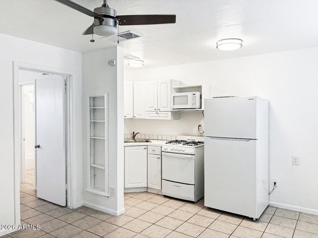 3636 E VERDE Lane 04, Phoenix, AZ 85018