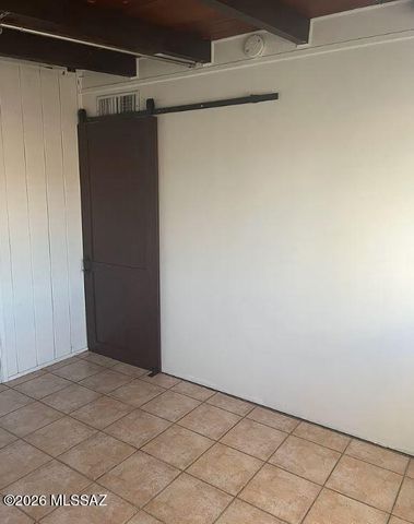 3250 E Water Street, Tucson, AZ 85716