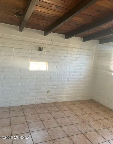 3250 E Water Street, Tucson, AZ 85716