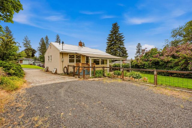3418 W Queen Pl, Spokane, WA 99205