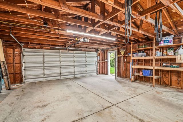 3418 W Queen Pl, Spokane, WA 99205