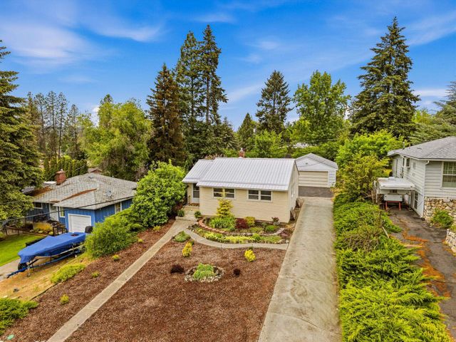 3418 W Queen Pl, Spokane, WA 99205