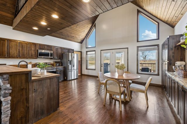 267 Switzerland Rd, Hohenwald, TN 38462