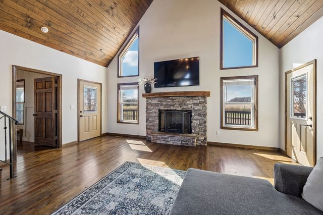 267 Switzerland Rd, Hohenwald, TN 38462