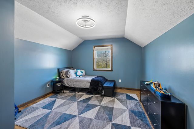 267 Switzerland Rd, Hohenwald, TN 38462