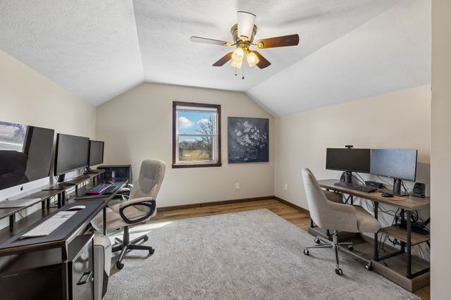 267 Switzerland Rd, Hohenwald, TN 38462