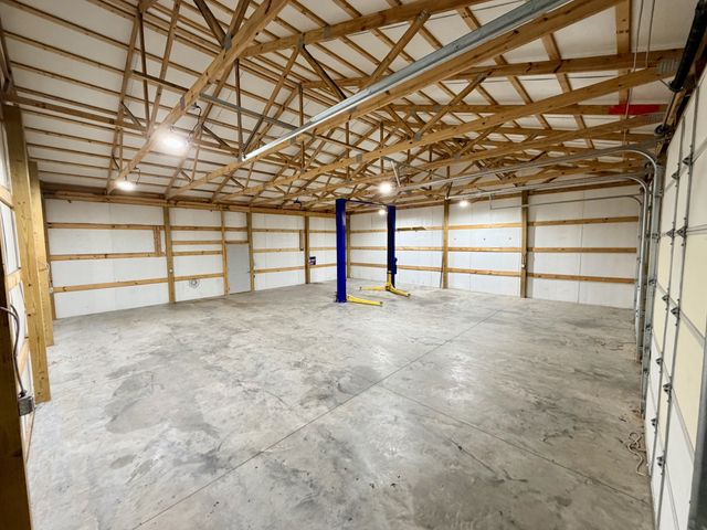 267 Switzerland Rd, Hohenwald, TN 38462
