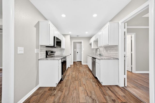 1665 Nottingham Drive, Kaufman, TX 75142