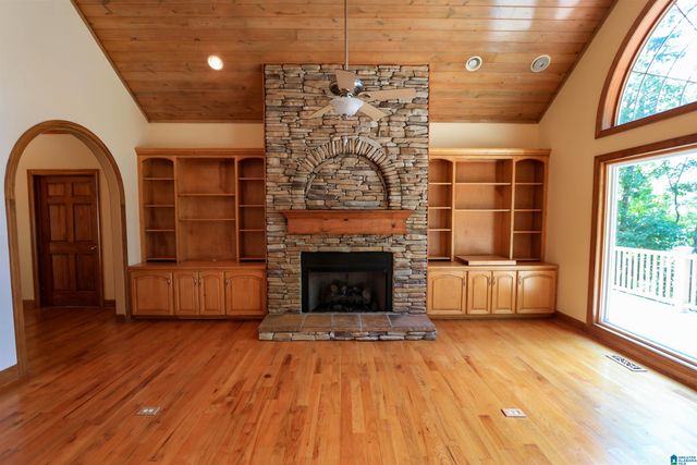 318 BOULDER POINT LANE, Ohatchee, AL 36271