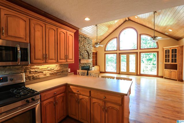 318 BOULDER POINT LANE, Ohatchee, AL 36271