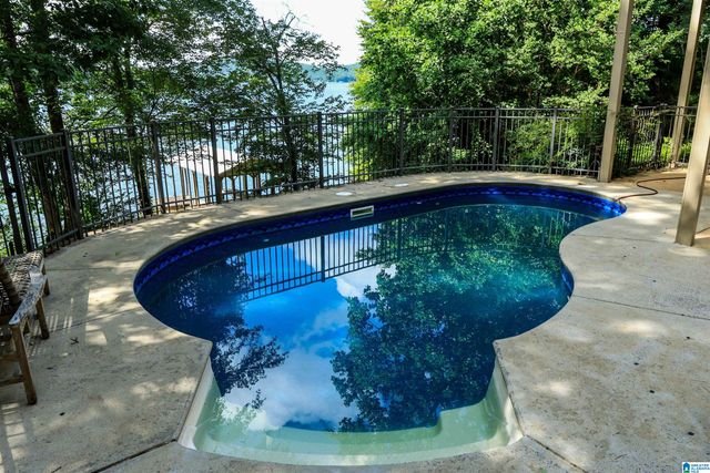 318 BOULDER POINT LANE, Ohatchee, AL 36271
