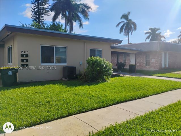 242 SE Park St 2, Dania Beach, FL 33004