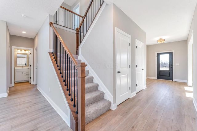 7004 Aster Way, Plain City, OH 43064